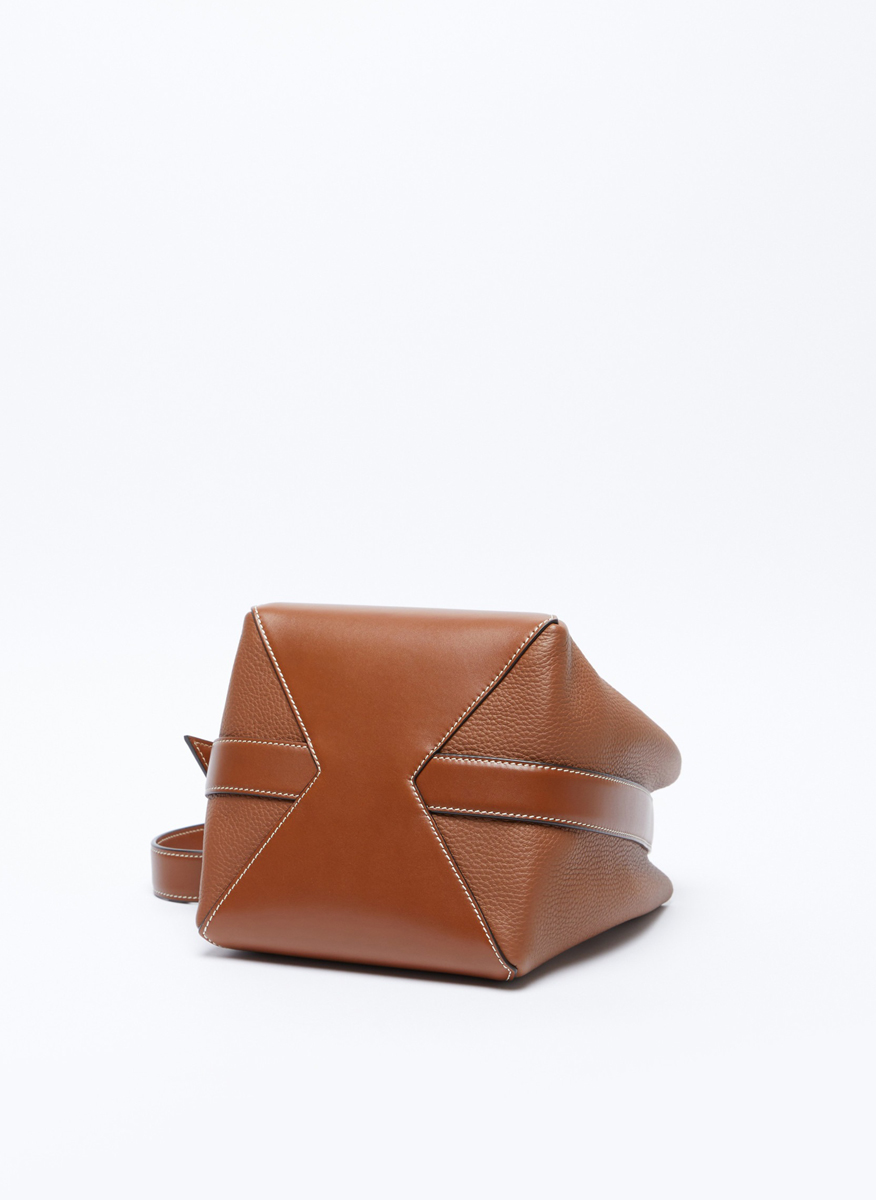 Max Mara MMbuckets leather bag