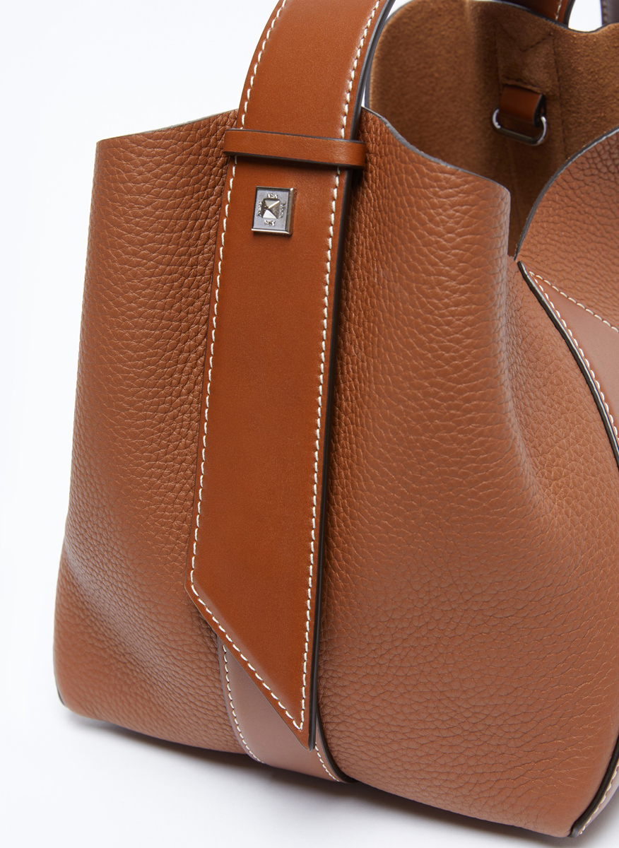 Max Mara MMbuckets leather bag