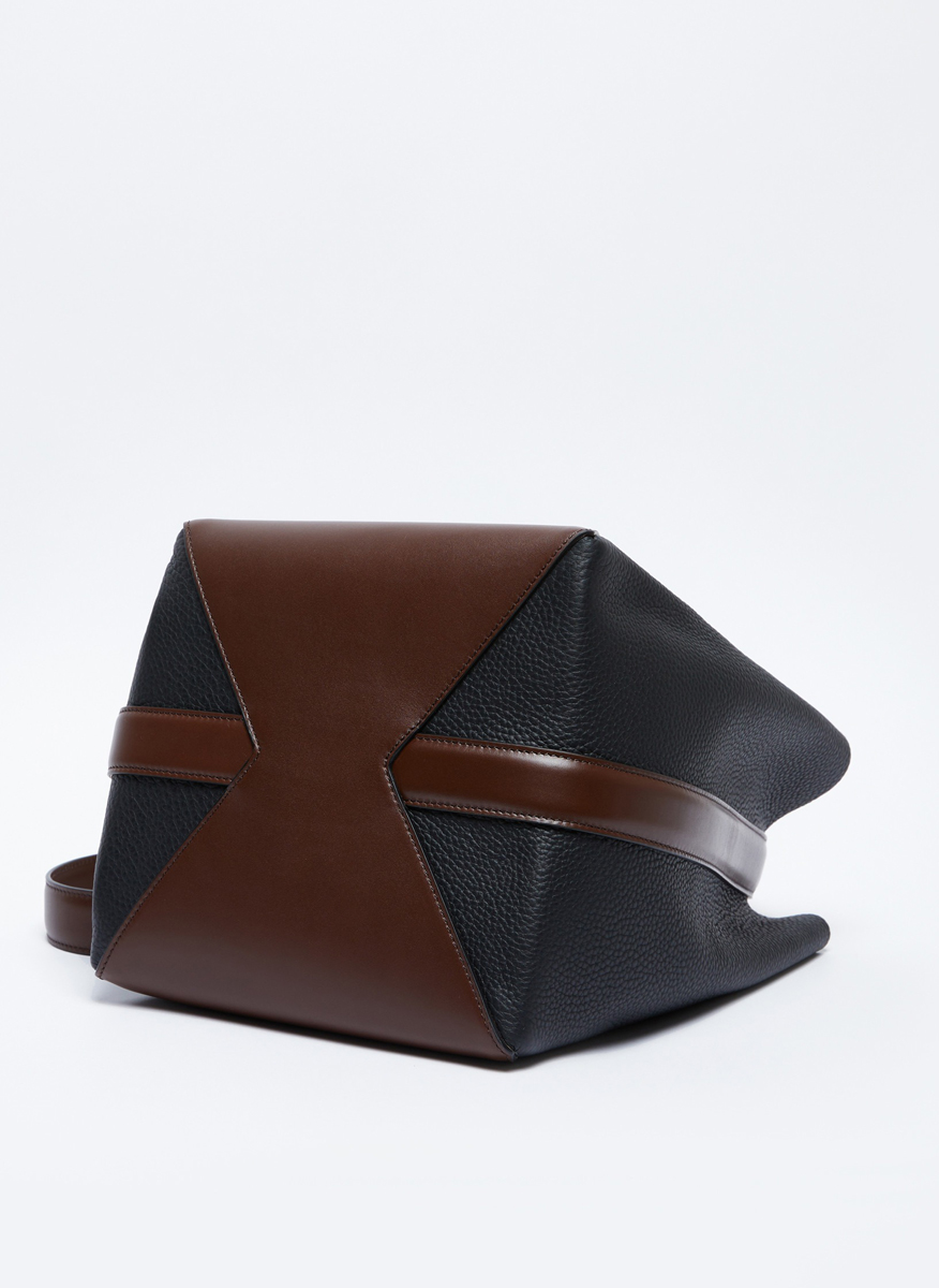Чанта от естествена кожа Max Mara MMbuckets
