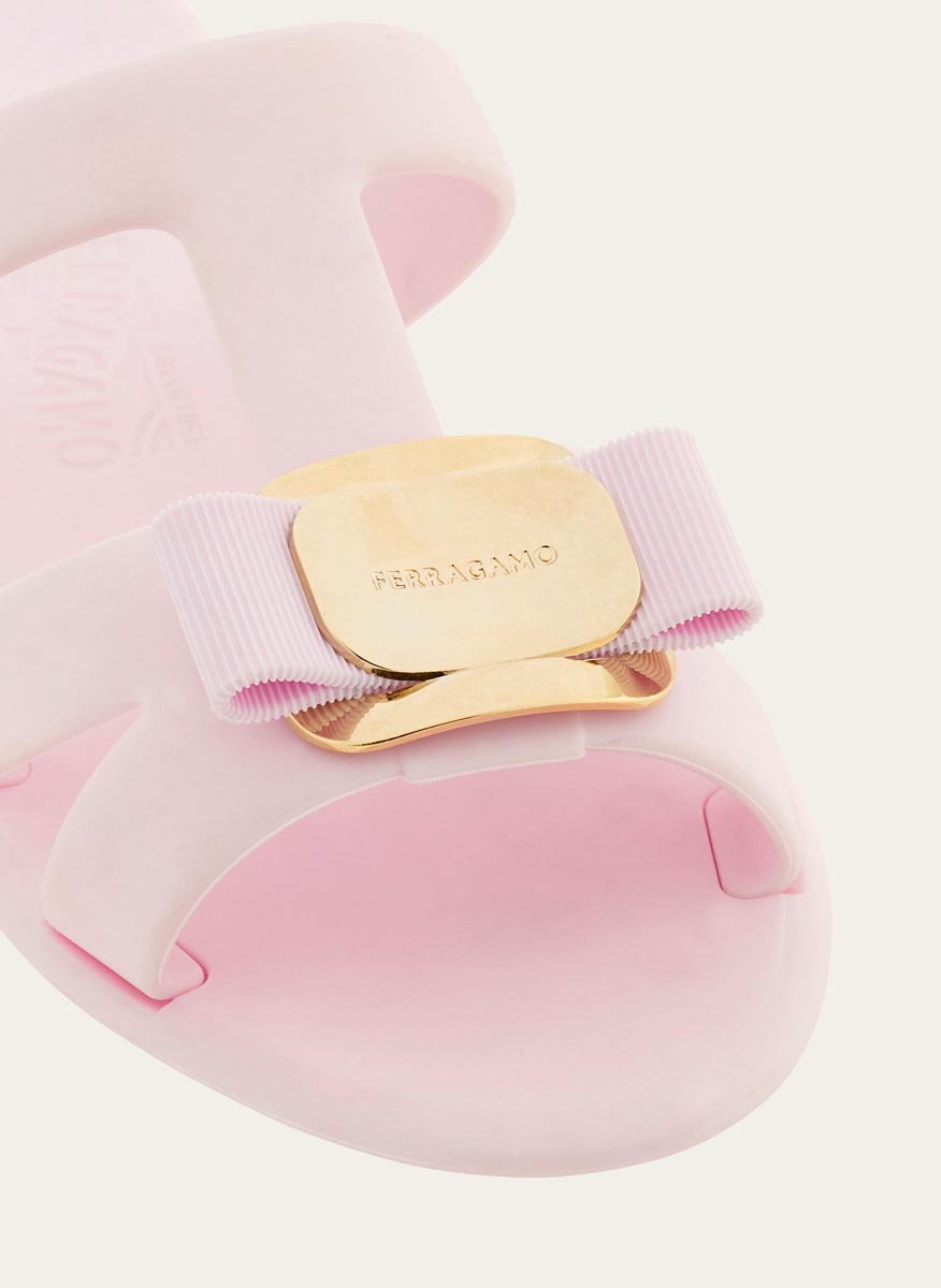 Чехли с панделка 'New Vara' Ferragamo