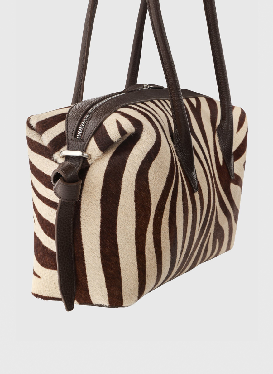 Yuzefi 'Brioche Duffle' bag3