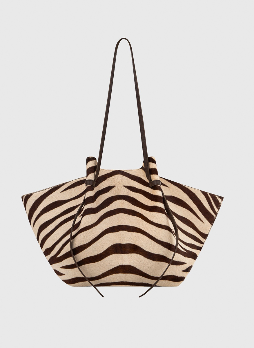 Yuzefi 'Large Mochi' bag1