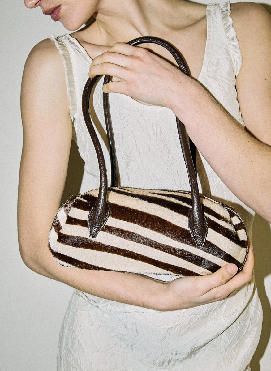 Yuzefi 'Oyster' mini bag4