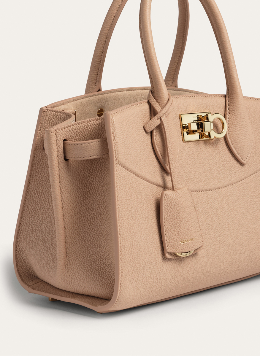 Ferragamo Studio Soft bag (M) Dusty Pink