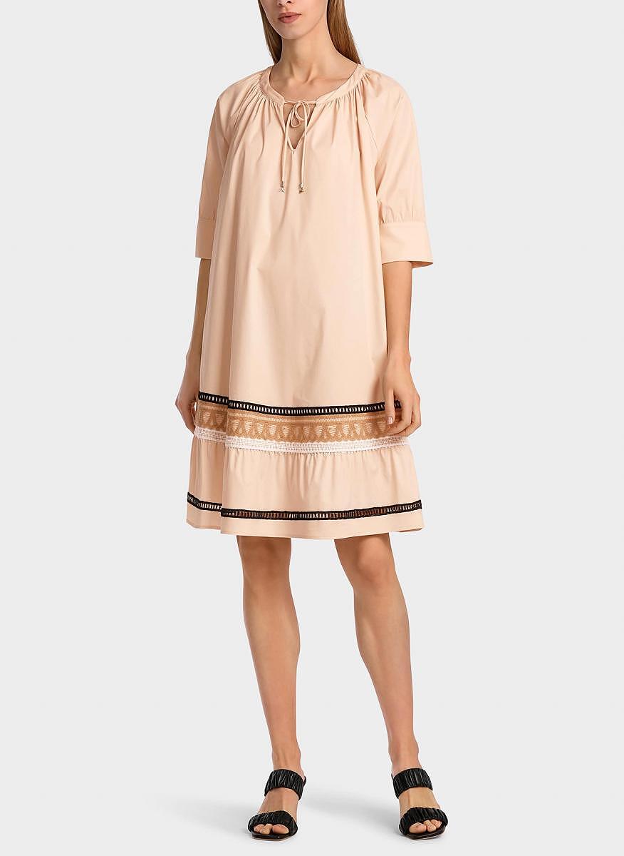 Рокля с бродерия Marc Cain Collections