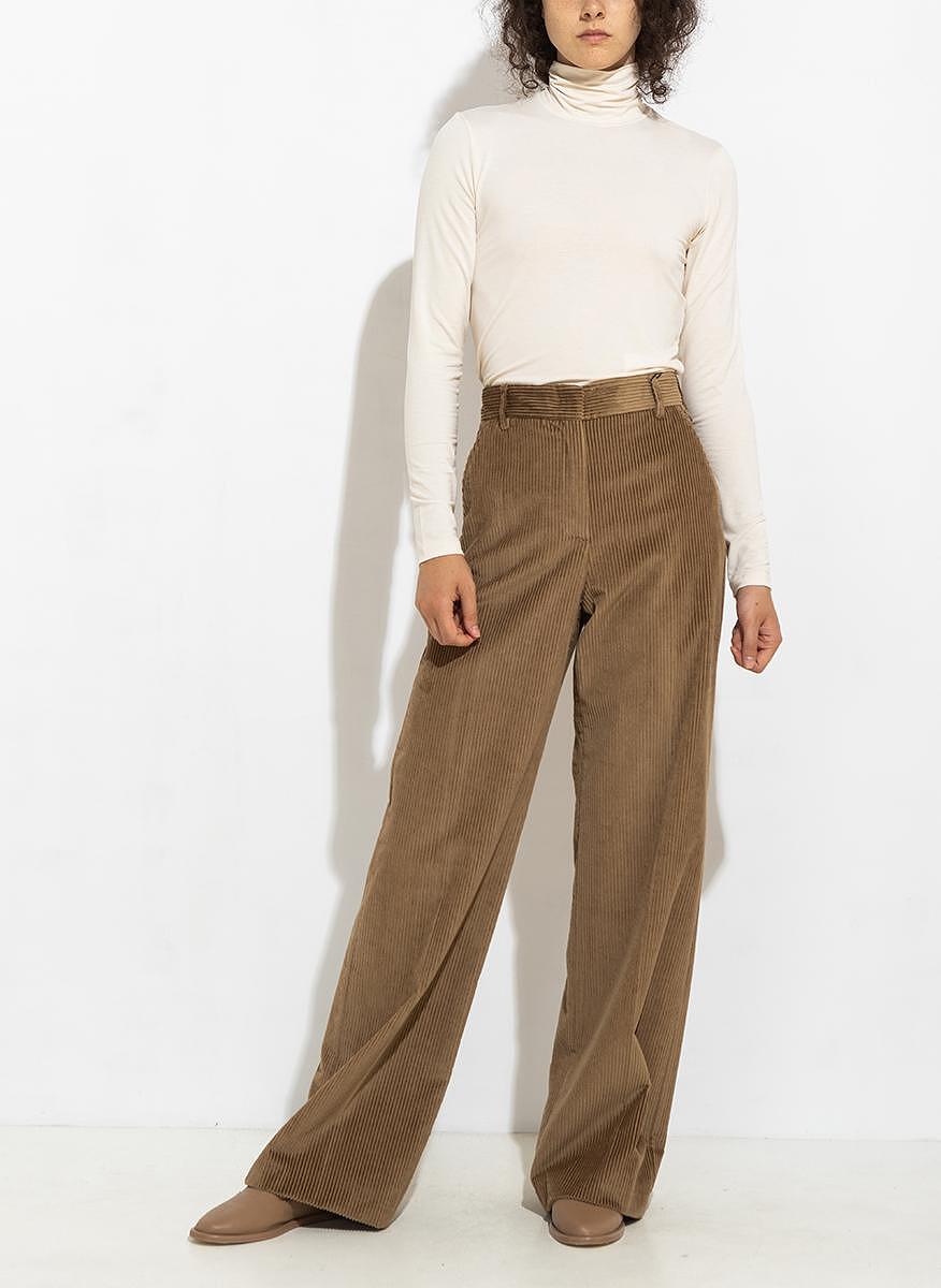 Кадифен панталон Weekend Max Mara Lusso