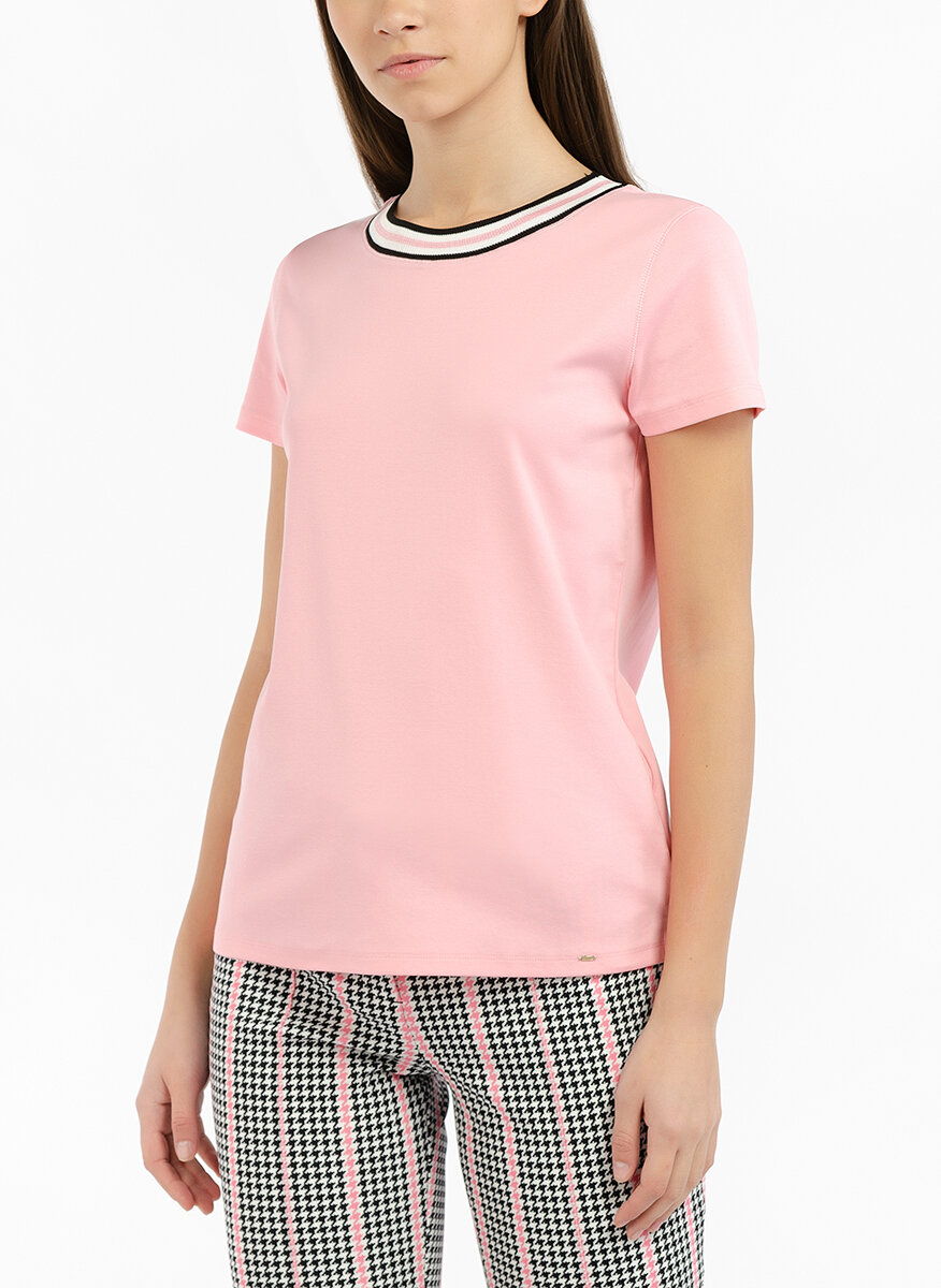 Тишърт с контрастен детайл  Marc Cain Collections