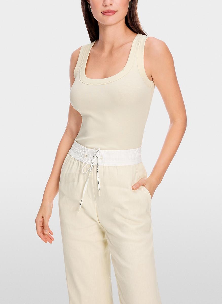 Топ 'Minimalist style' Marc Cain Sports