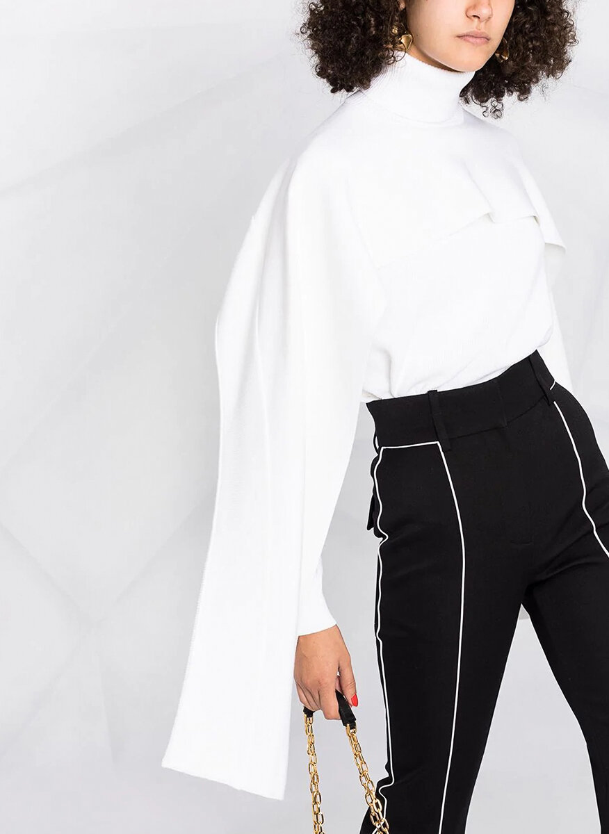 Пуловер с асиметричен детайл Givenchy