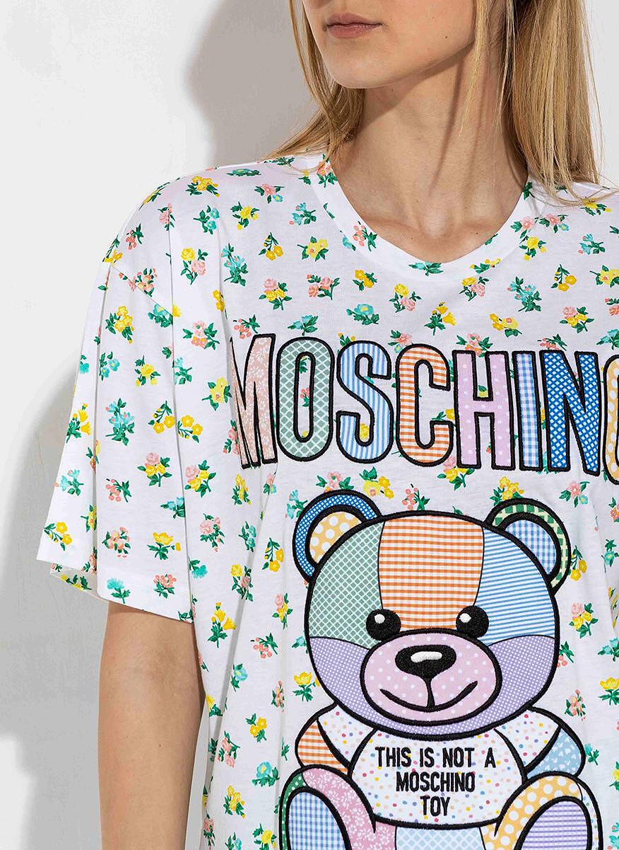 Тишърт с принт Moschino