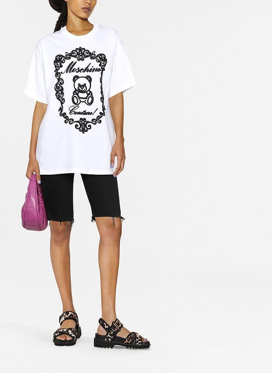 Тишърт с принт Moschino