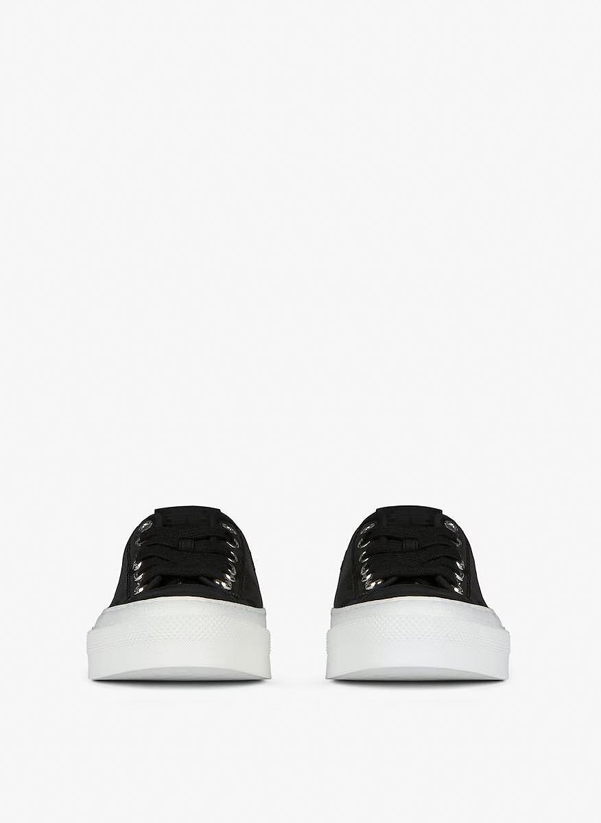 Кецове с прозрачен ефект Givenchy